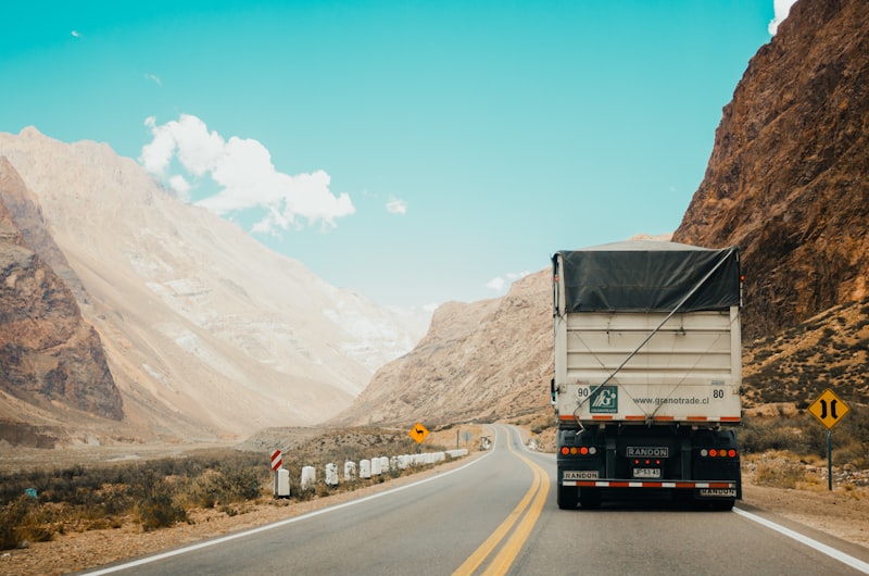 How to start a trucking company in 2026